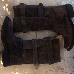 Steve Madden Distressed brown moto boots